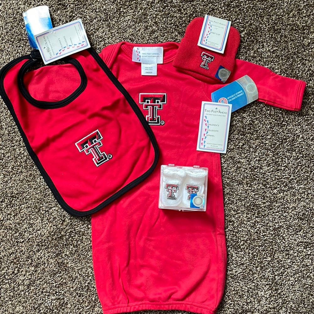 Texas Tech Baby Gift Set